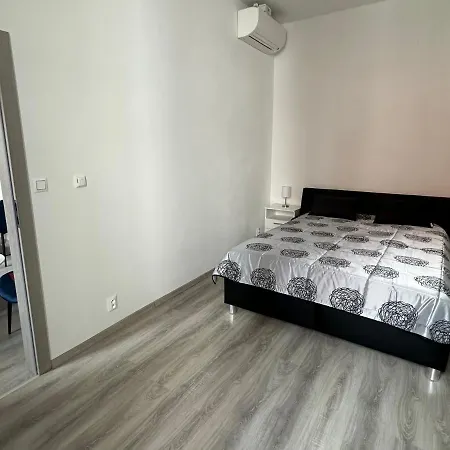 Apartament No. 21 Ii.